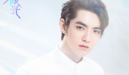 李易峰吃瓜爆料牙签,牙签成焦点引热议